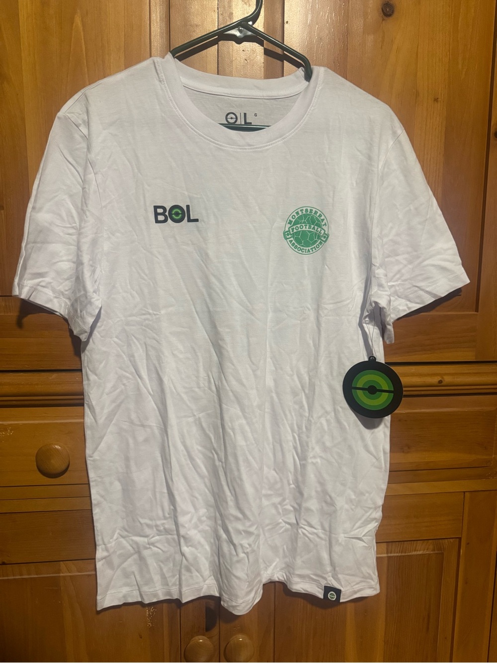 BOL Men's L Montserrat Football Association T-Shirt The Emerald Boys
